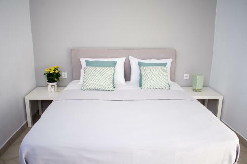 Avgerou Studios And Apartments
