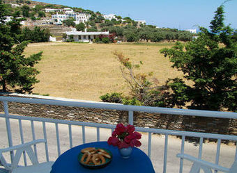 Artemon Hotel