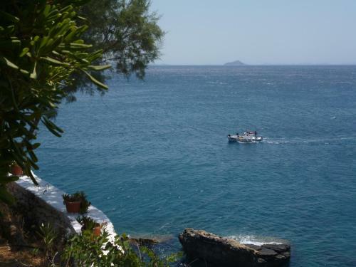 Hostal Agriolykos Pension
