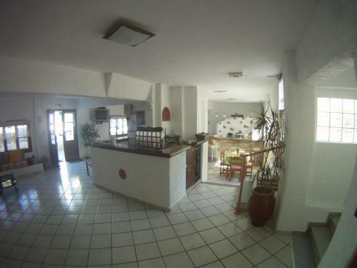 Hostal Oinoi Hotel