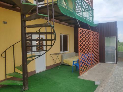 Hostal ??????-????? "summer House"