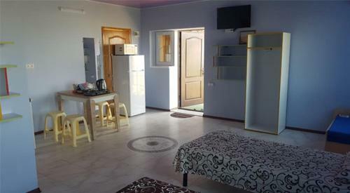 Hostal ??????-????? "summer House"