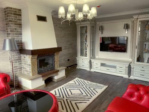 Villa Hostynnyy Dvir Apartament Hotel