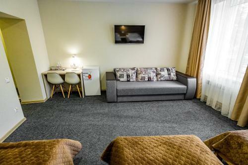 Rooms Hotel