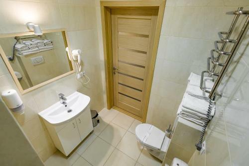 Rooms Hotel