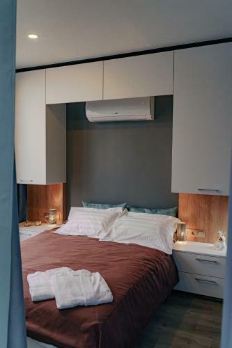 Lodge Space Place