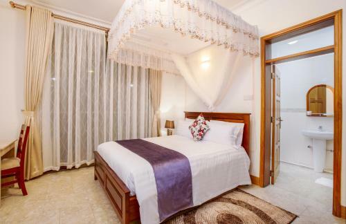 Caran Apartments