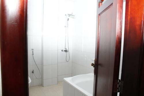 Kenlon Hotel