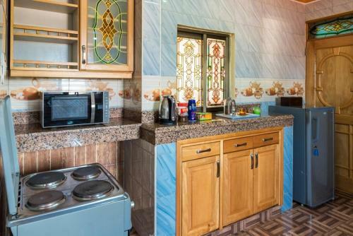Luxury Apartment For 24 People