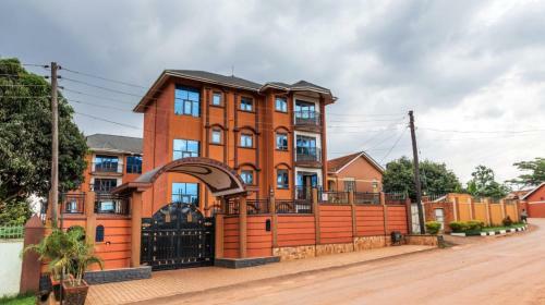 Apartment In Secure Resort - 46 People