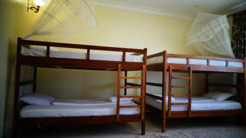 Hostal Apricot Guest House
