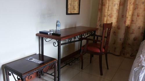 Lillian Towers Hotel