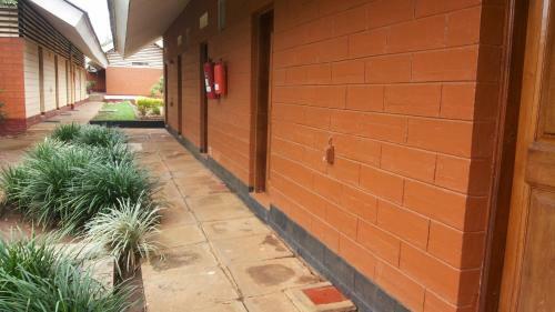 St Lira Hotel