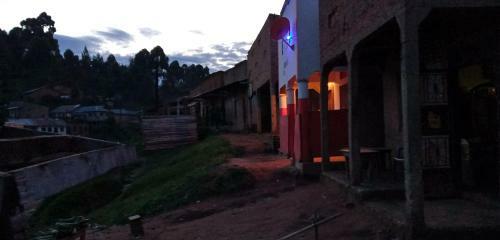 Nkuringo Home Stay