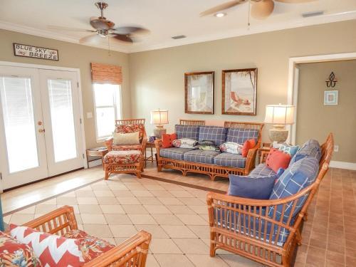067 Blue Sky Breeze Home