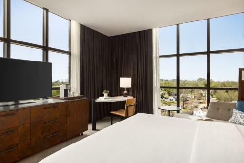 Valley Hotel Homewood Birmingham - Curio Collection By Hilton