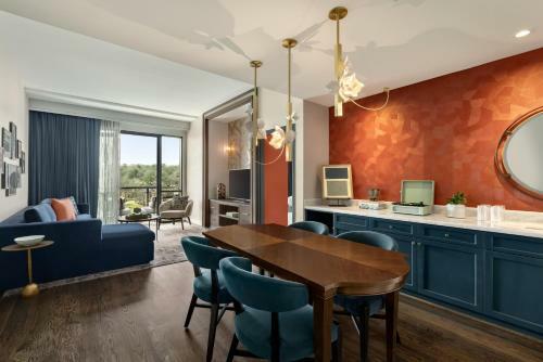 Valley Hotel Homewood Birmingham - Curio Collection By Hilton