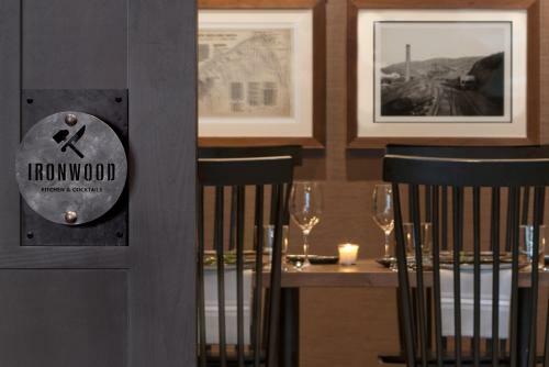 Valley Hotel Homewood Birmingham - Curio Collection By Hilton