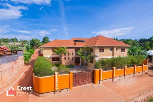 Apartamento Crest Homes Uganda