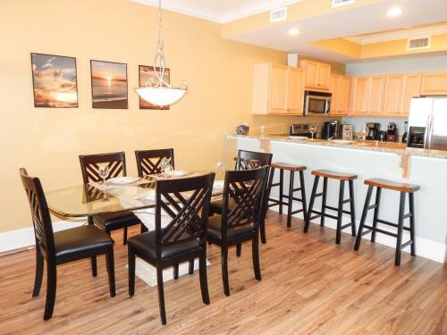 Apartamento 620 Holiday Isle 620 Condo