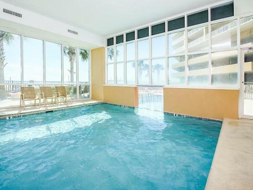 Apartamento Gulf-front Getaway - Pools, Hot Tub - Steps To Sand Condo