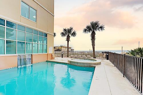 Apartamento Gulf-front Getaway - Pools, Hot Tub - Steps To Sand Condo