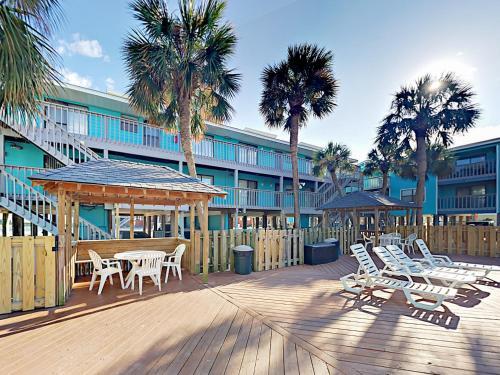 Apartamento West Beach Condo Unit 116