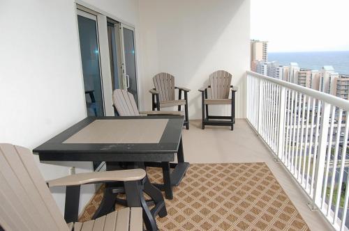 Apartamento Crystal Tower 1406 Condo