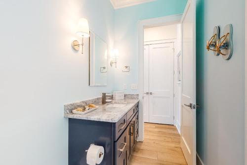 West Side Cottage #o