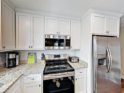 Apartamento New Listing! Remodeled Beach Retreat With 2 Units Duplex