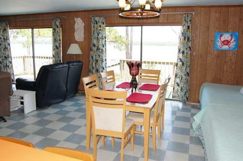 Andrews Cottage Sm Pets Home