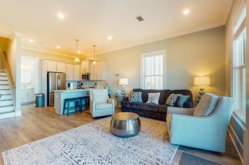 West Side Cottage #q - Coastal Casa