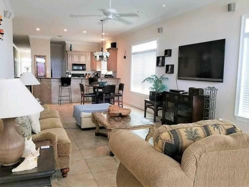 H_the Boardwalk...ch Hangout A Home