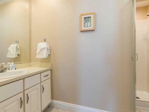 Erica's Sandpiper By Meyer Vacation Rentals