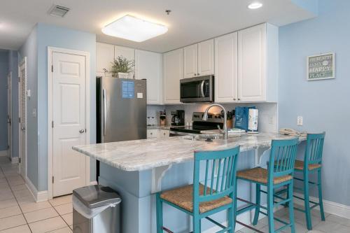 Lighthouse Condominiums III