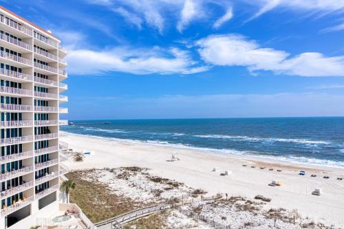 Lighthouse Condominiums III