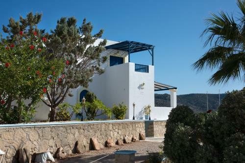 Aparthotel B & N Melas Studios