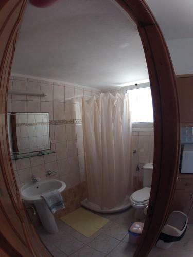 Apartamento Tria Adelphia