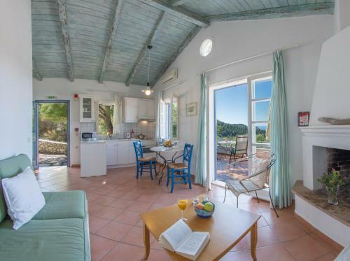 Hotel Agios Nikitas