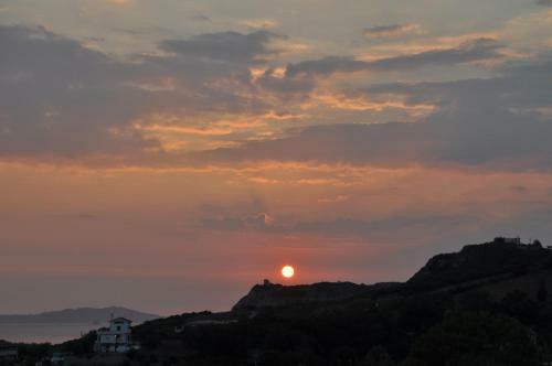 Makis & Bill Apartments