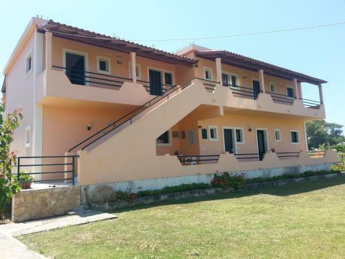 Faiakes Apartments