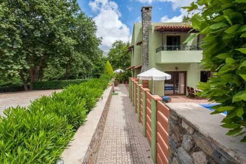 Arhontika Villas
