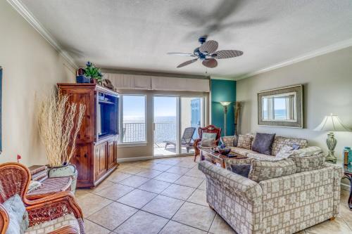 Admirals Quarters #1406