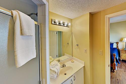 Apartamento The Palms - Beachfront Corner Unit - 2 Pools, Gym Condo