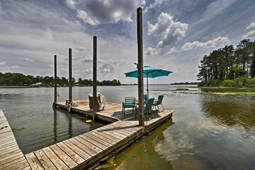 Home On Jordan Lake With Shared Dock And Boat Slip!