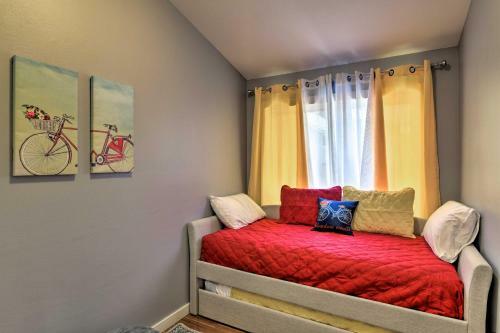 Anchorage House With Private Deck, 8 Mi To Downtown!