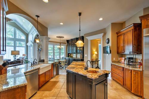 8,300 Sq Ft Guntersville Lake Home With Dock!