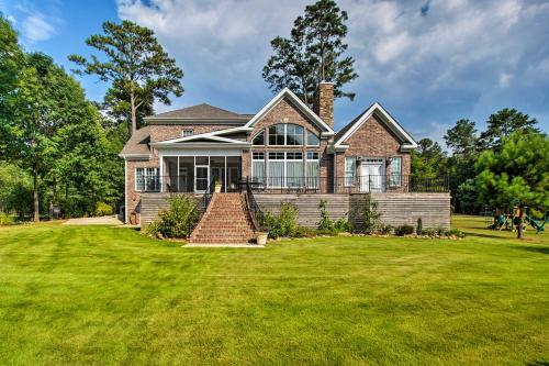 8,300 Sq Ft Guntersville Lake Home With Dock!