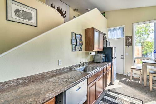 Anchorage Villa Hike, Ski And Explore Alaska!
