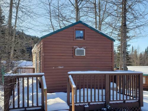 Gwin's Lodge & Roadhouse